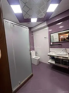 Satılır 3 otaqlı mənzil 136 m²