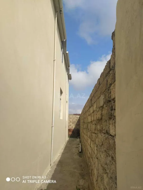 Satılır 4 otaqlı həyət evi 180 m²