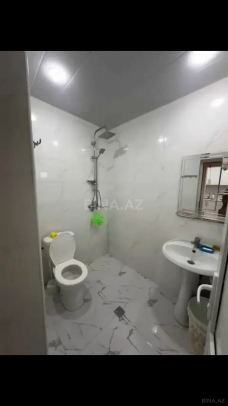 Satılır 4 otaqlı həyət evi 180 m²