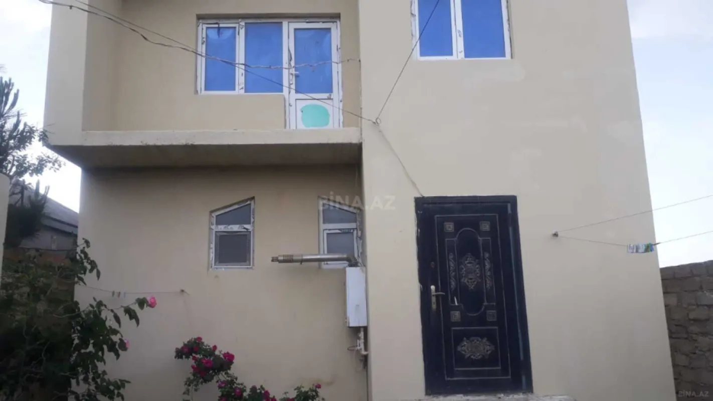 Satılır 4 otaqlı həyət evi 180 m²