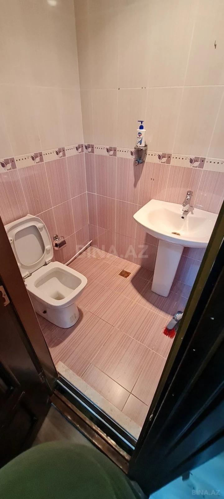 Kirayə verilir 11 otaqlı ofis 800 m²