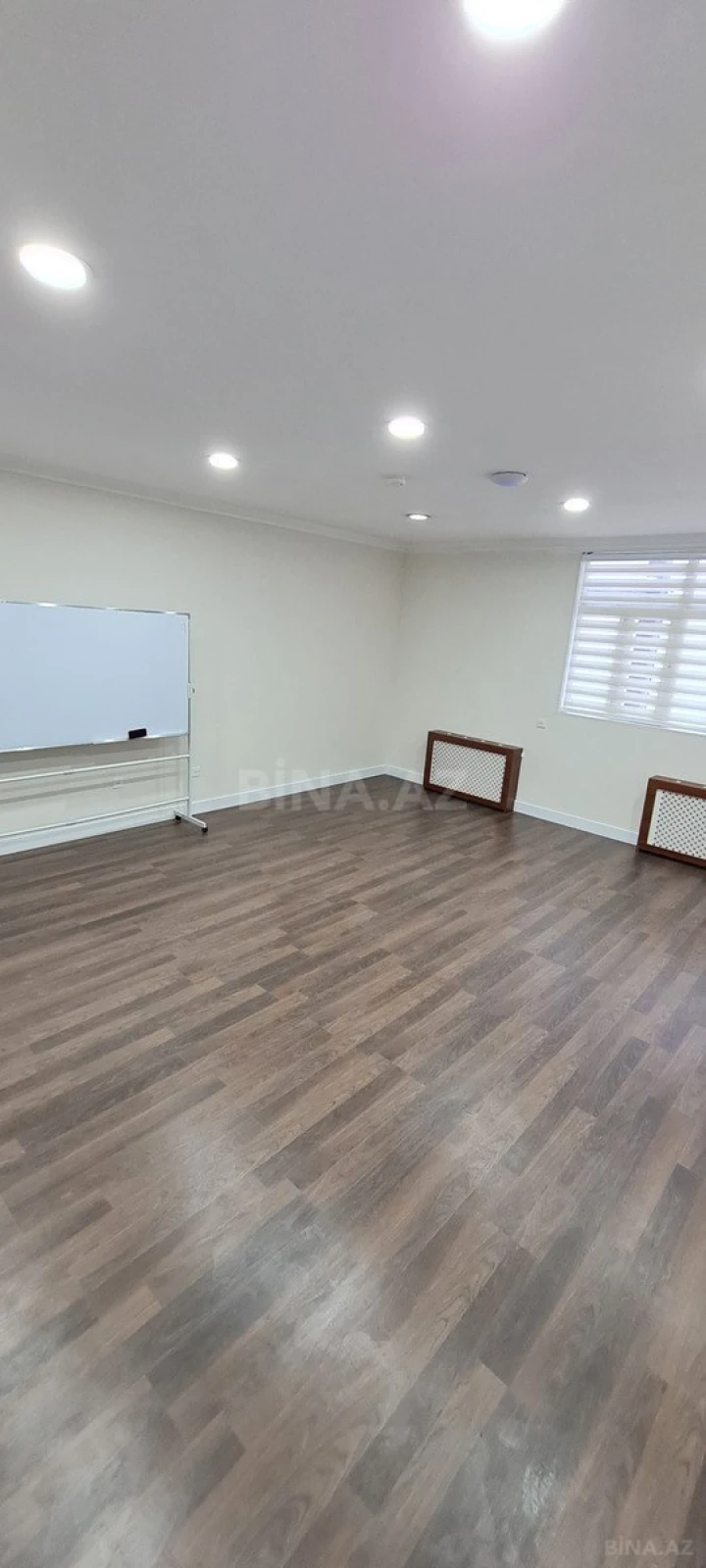 Kirayə verilir 11 otaqlı ofis 800 m²