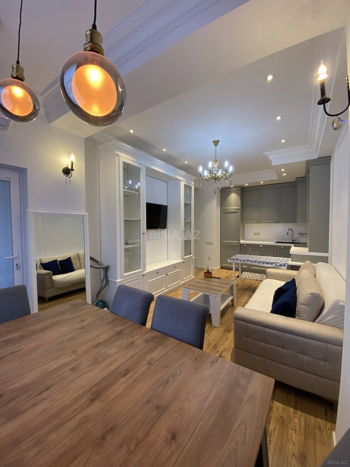 Kirayə verilir 2 otaqlı mənzil 55 m²