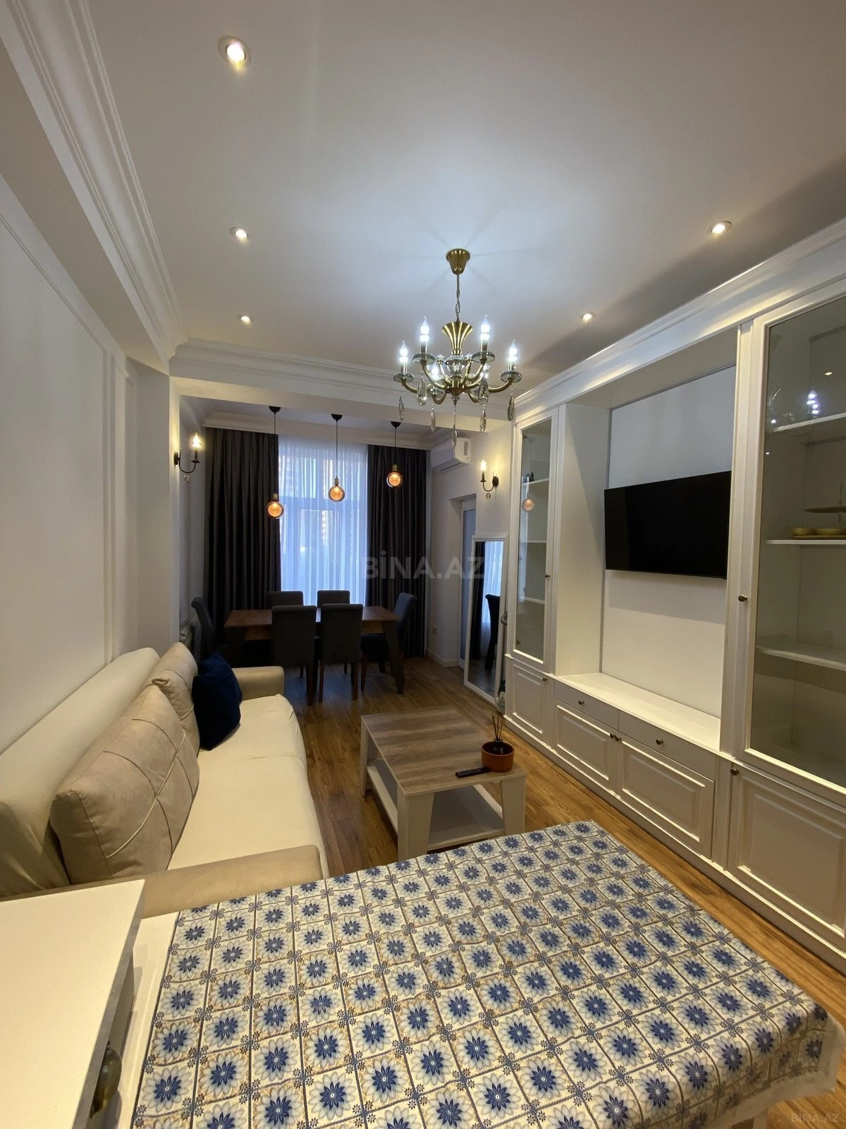 Kirayə verilir 2 otaqlı mənzil 55 m²