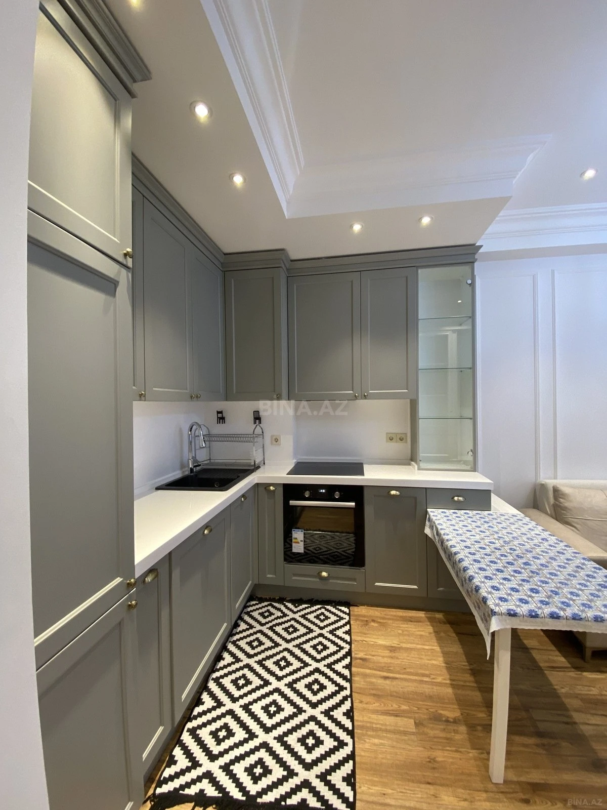 Kirayə verilir 2 otaqlı mənzil 55 m²