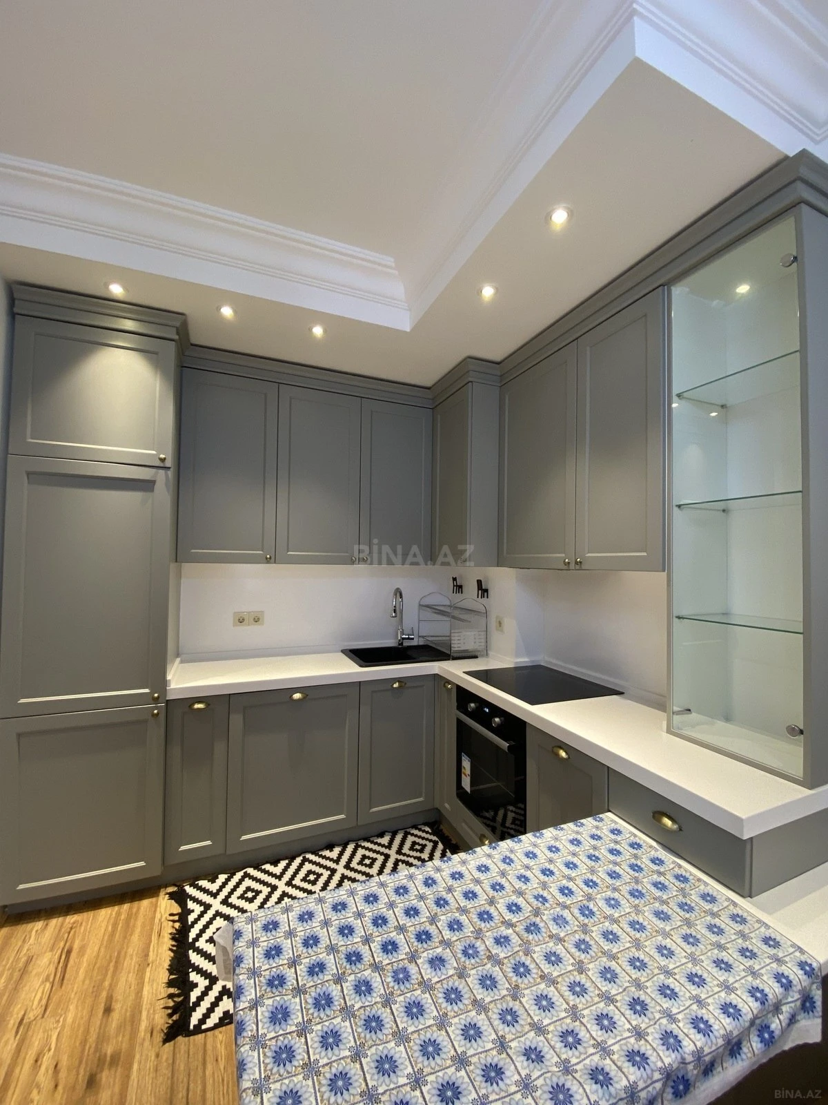 Kirayə verilir 2 otaqlı mənzil 55 m²