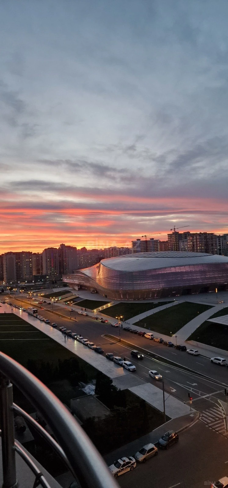 Kirayə verilir 2 otaqlı mənzil 100 m²