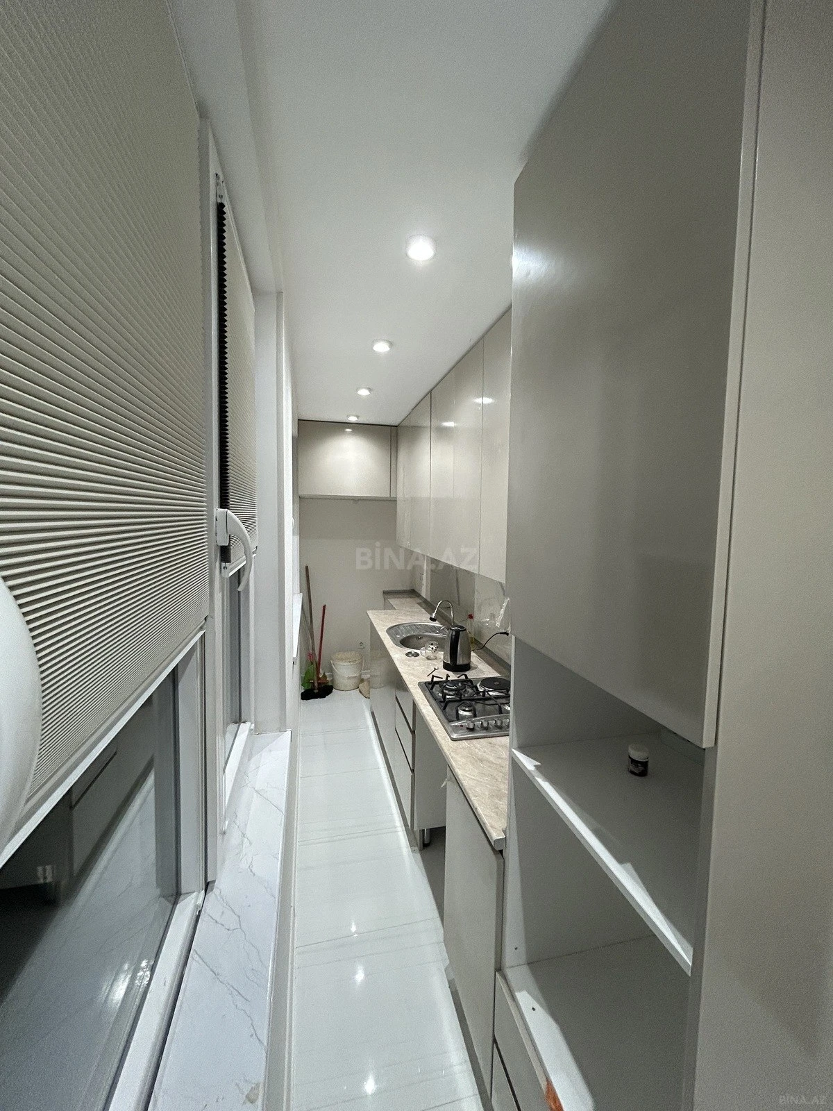 Satılır 2 otaqlı mənzil 60 m²