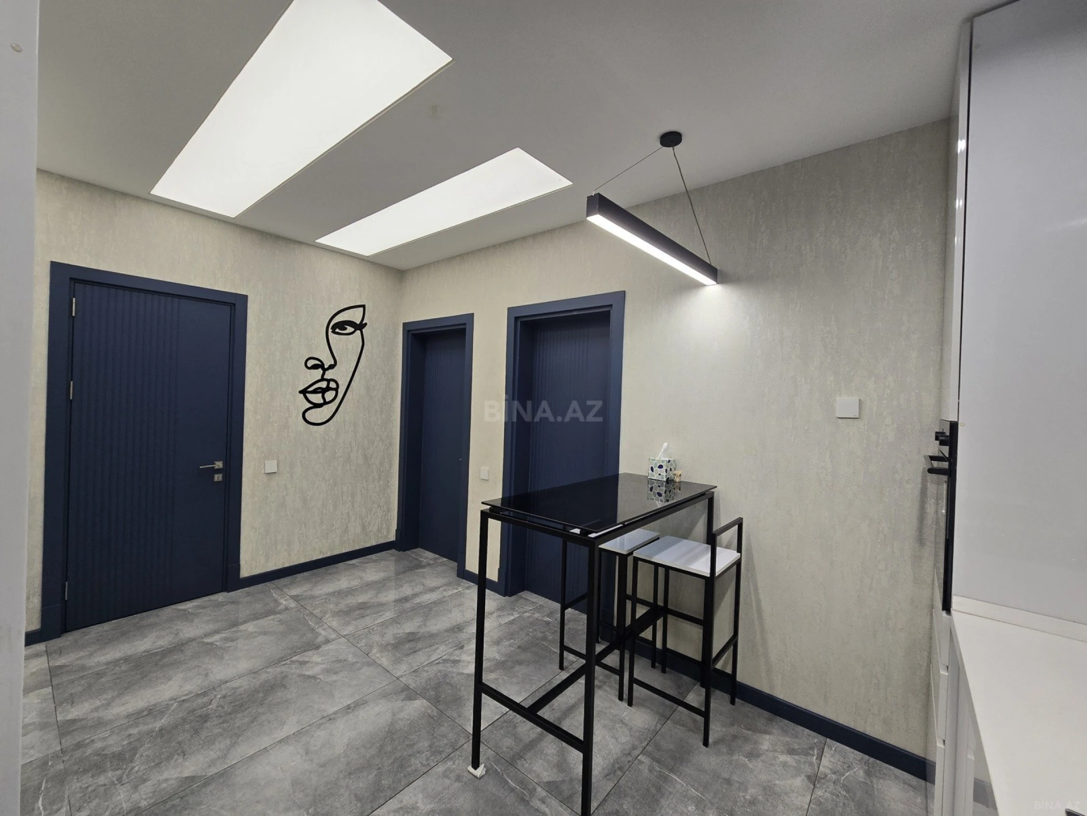 Kirayə verilir 2 otaqlı mənzil 70 m²