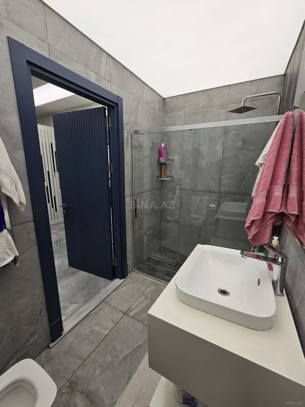 Kirayə verilir 2 otaqlı mənzil 70 m²