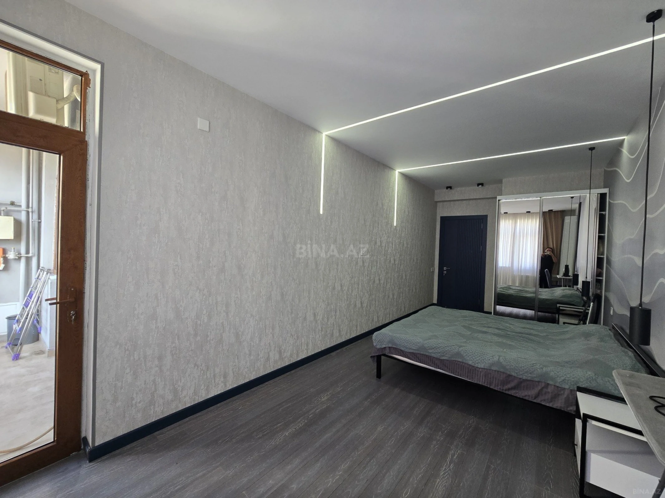 Kirayə verilir 2 otaqlı mənzil 70 m²