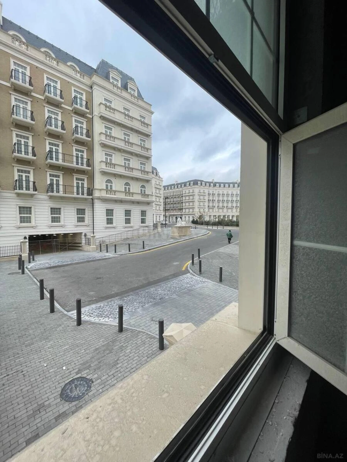 Satılır 1 otaqlı mənzil 59.8 m²