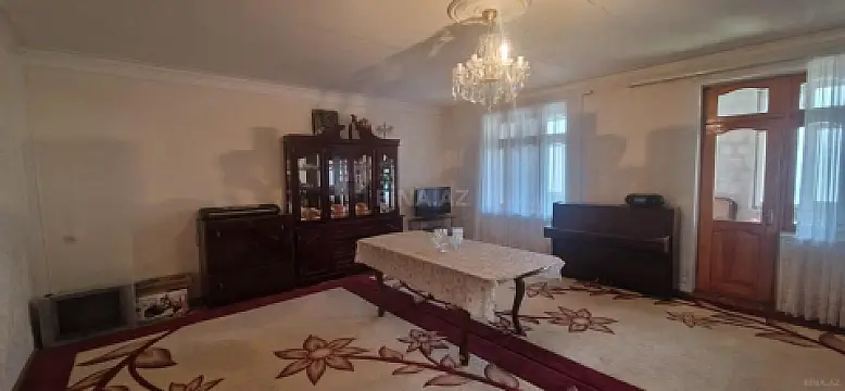 Satılır 5 otaqlı mənzil 130 m² — Bakı 5 otaq 130.00 m²