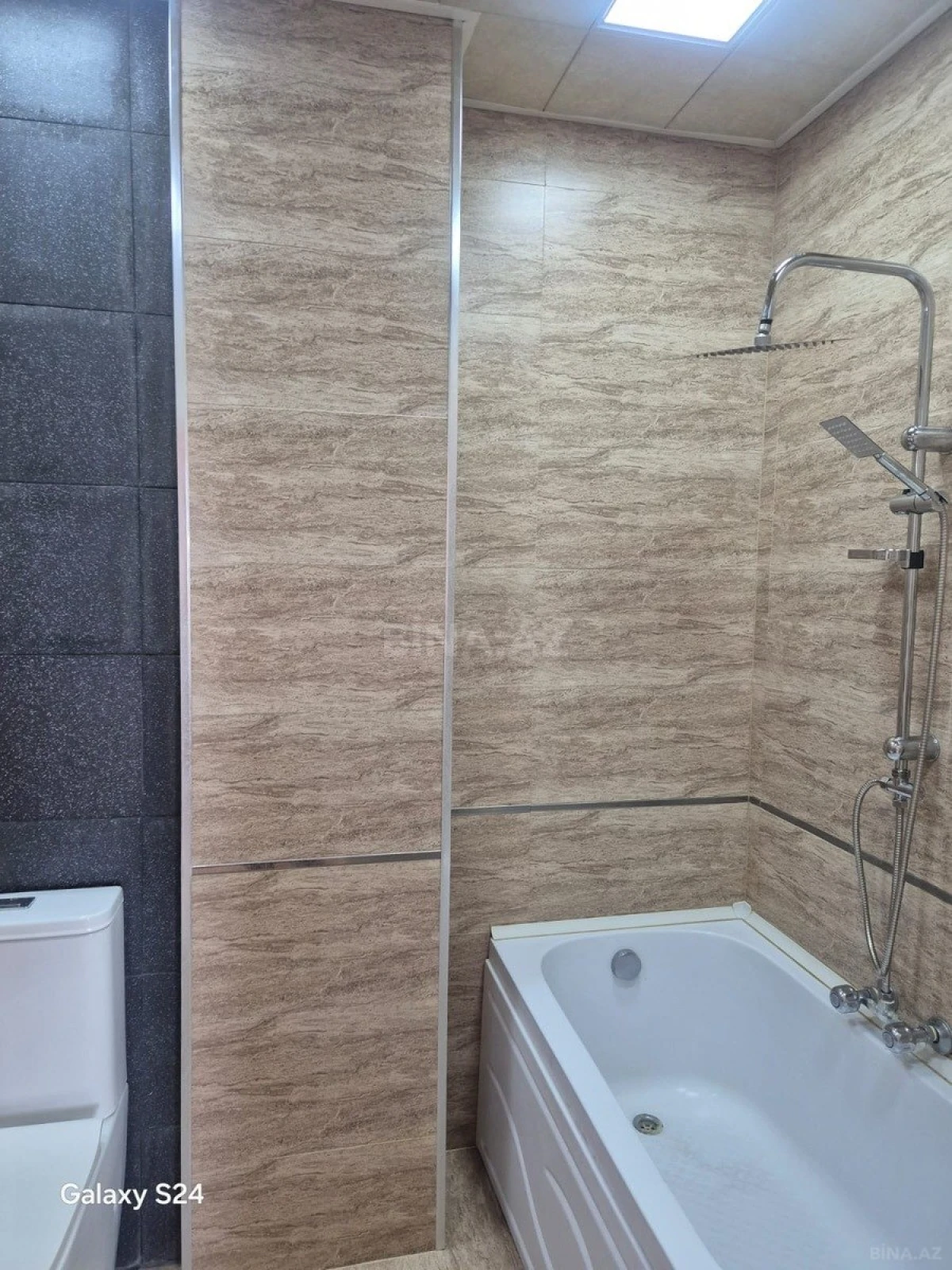 Satılır 3 otaqlı mənzil 76 m²