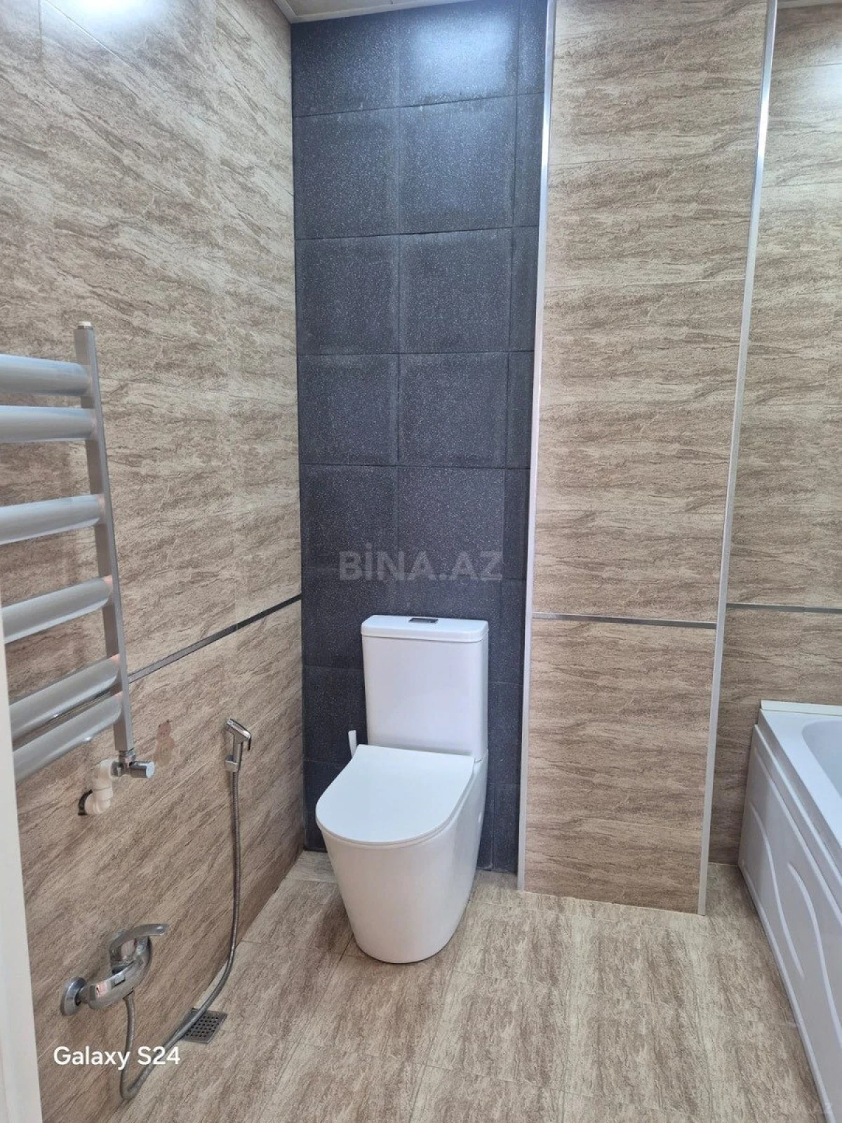 Satılır 3 otaqlı mənzil 76 m²