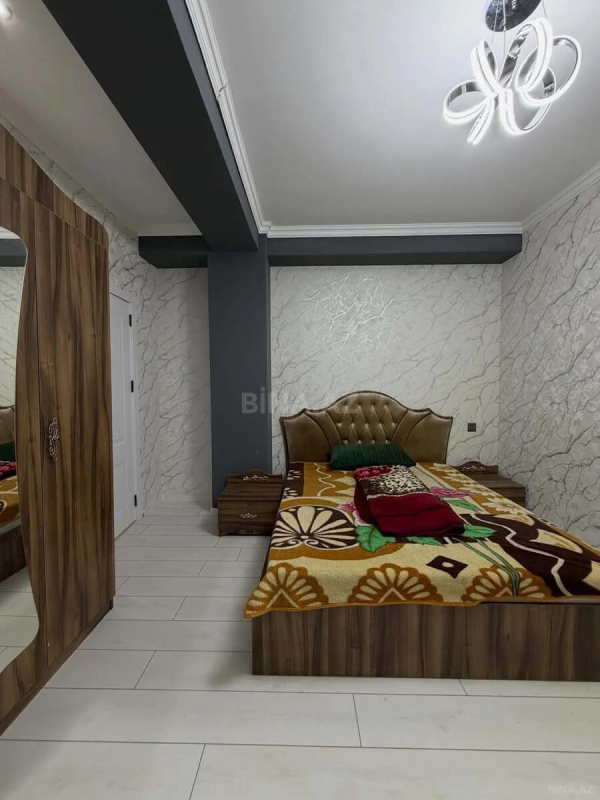 Satılır 2 otaqlı mənzil 58 m²