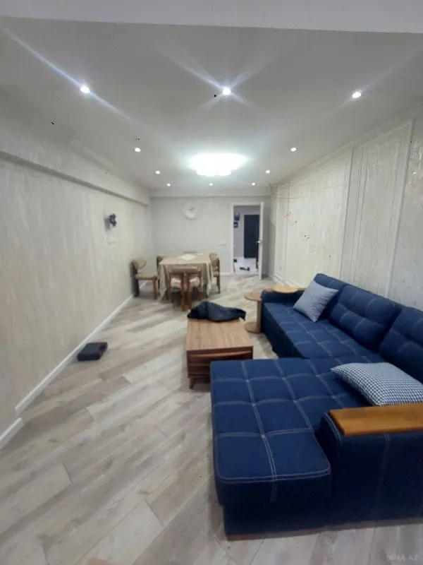 Satılır 2 otaqlı mənzil 65 m²