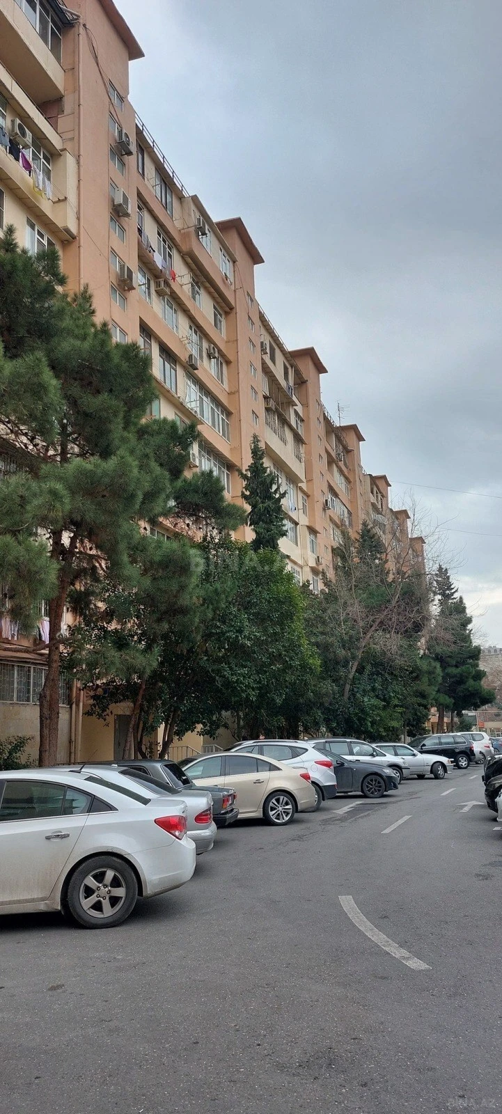 Satılır 2 otaqlı mənzil 65 m²