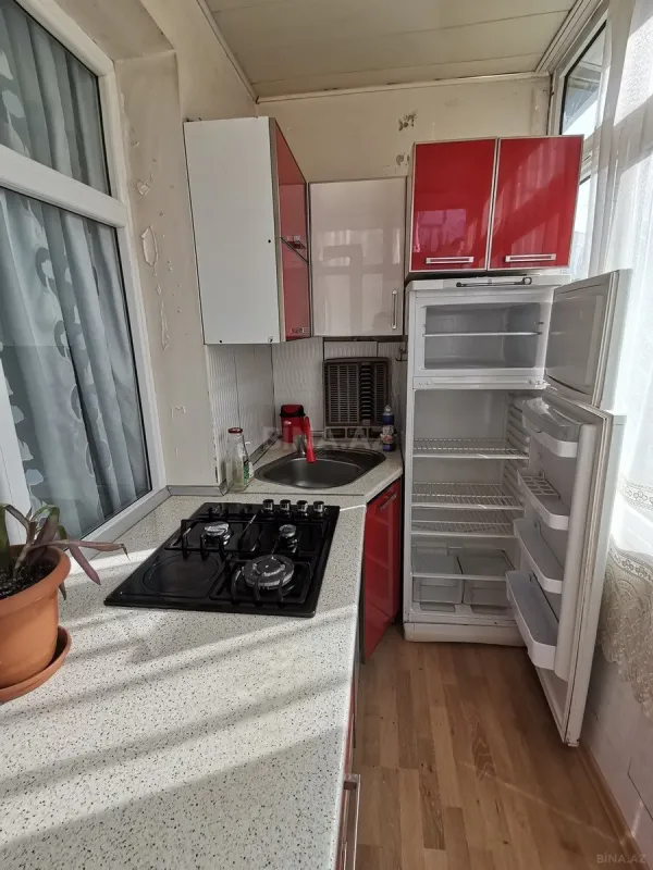 Satılır 3 otaqlı mənzil 55 m²