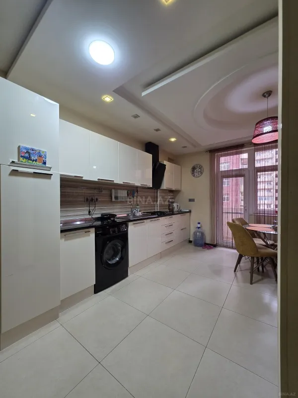 Kirayə verilir 2 otaqlı mənzil 50 m²