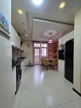 Kirayə verilir 2 otaqlı mənzil 50 m²