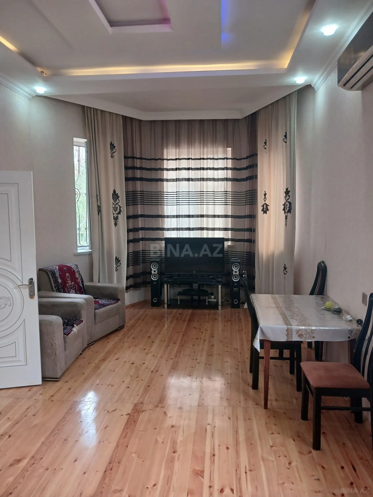 Satılır 4 otaqlı həyət evi 125 m²