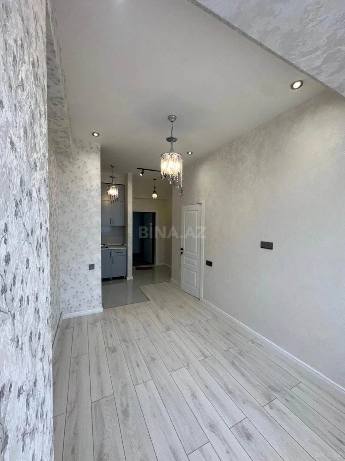 Satılır 1 otaqlı mənzil 36.5 m²
