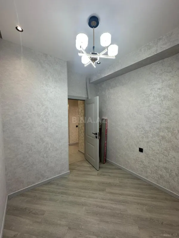 Satılır 2 otaqlı mənzil 62.7 m²