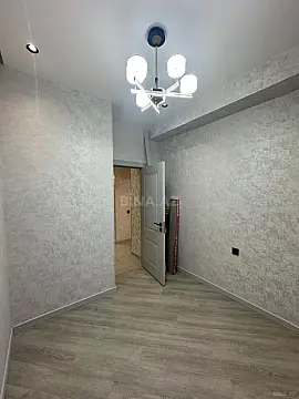 Satılır 2 otaqlı mənzil 62.7 m²