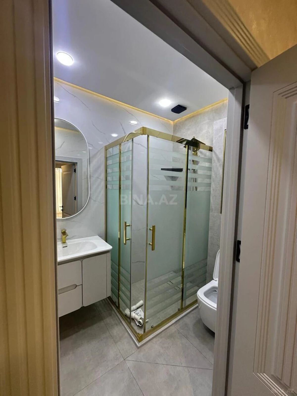 Satılır 2 otaqlı mənzil 62.7 m²