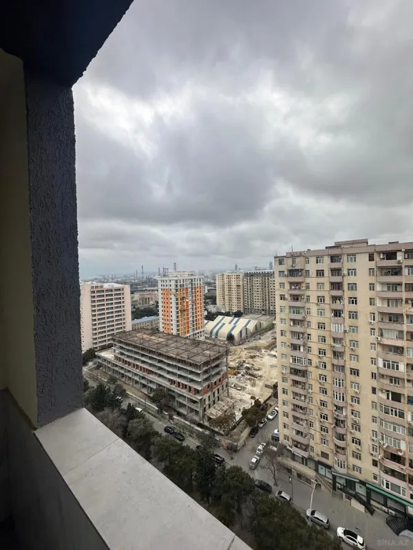 Satılır 2 otaqlı mənzil 62.7 m²
