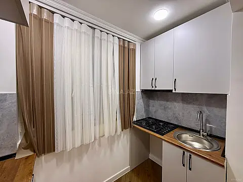 Satılır 1 otaqlı mənzil 38 m²