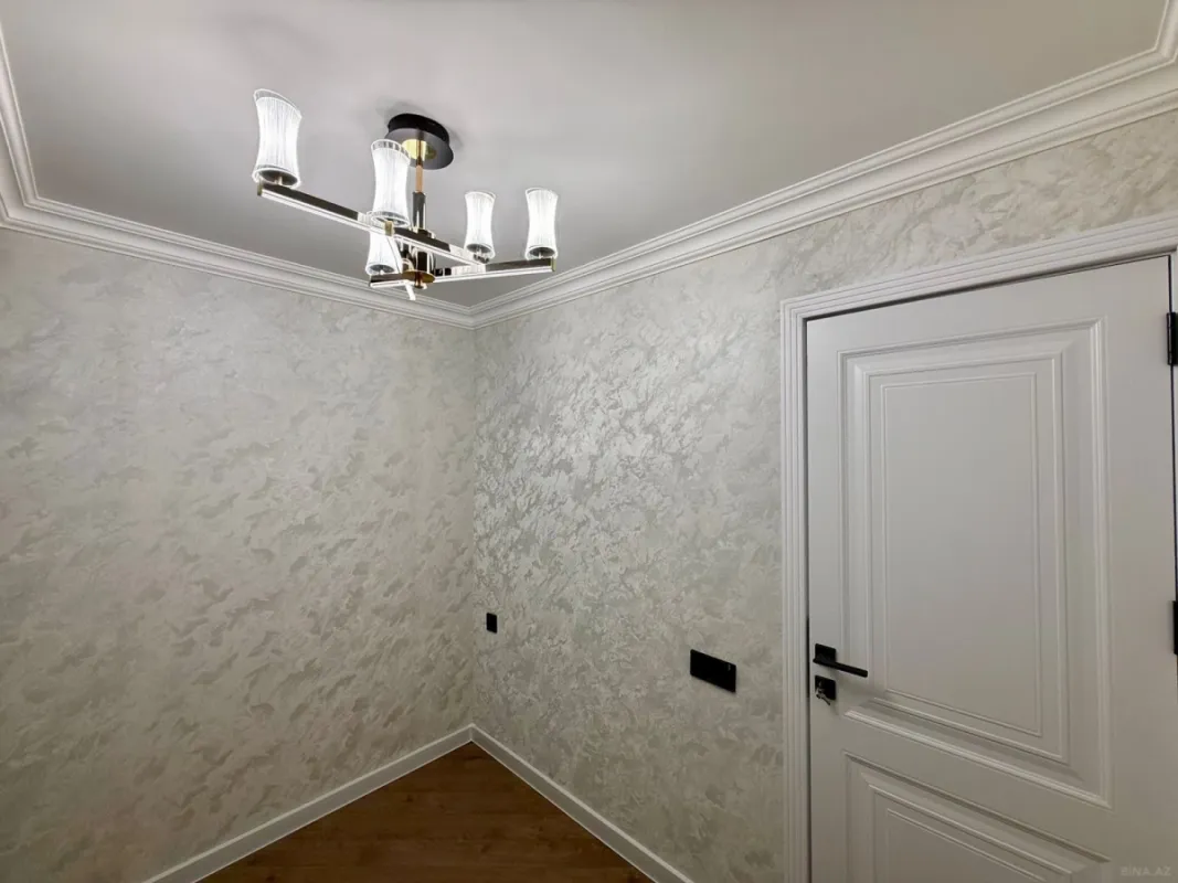 Satılır 1 otaqlı mənzil 38 m²