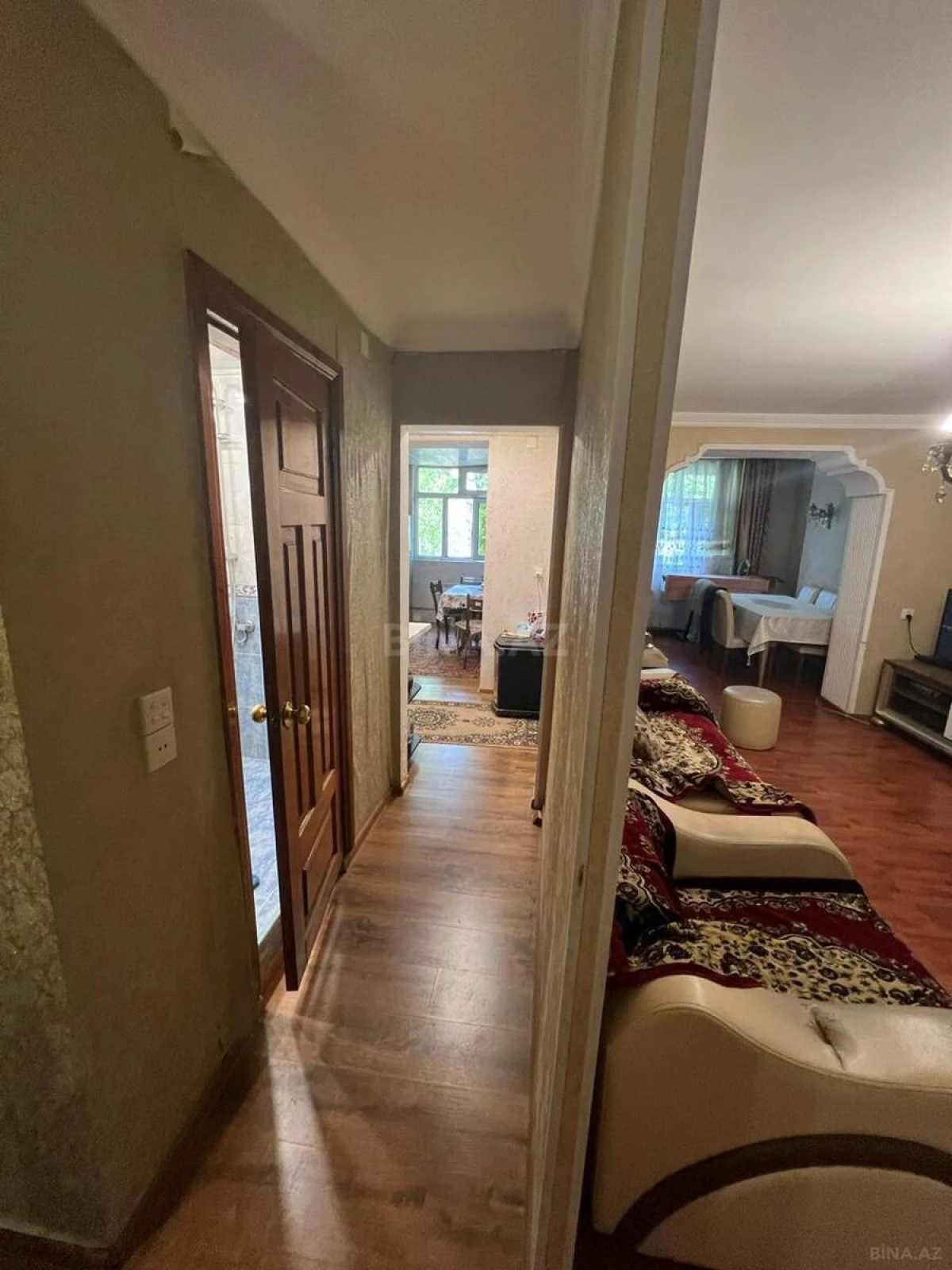 Satılır 3 otaqlı mənzil 120 m²