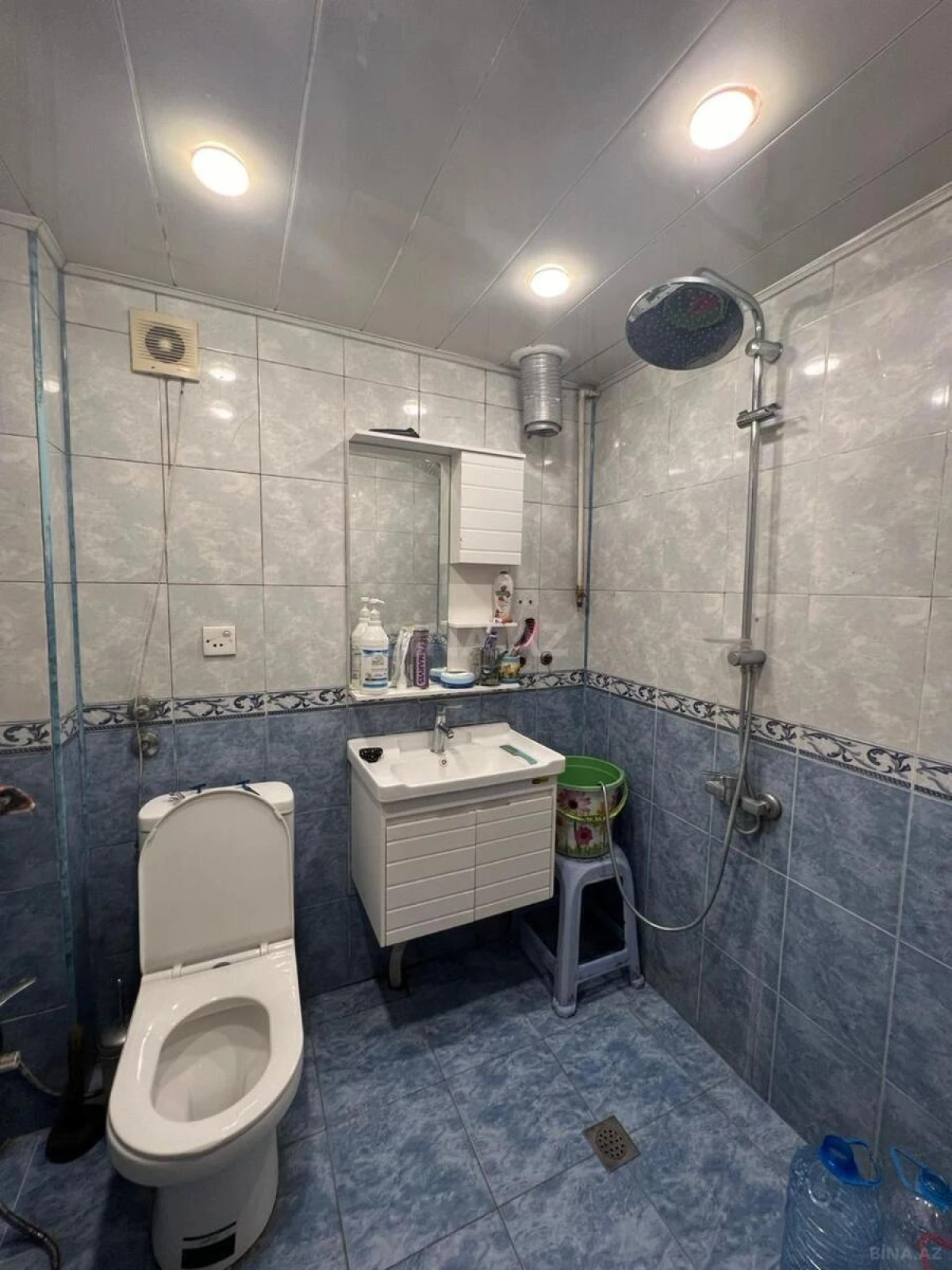 Satılır 3 otaqlı mənzil 120 m²
