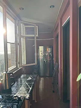 Satılır 2 otaqlı mənzil 58 m²