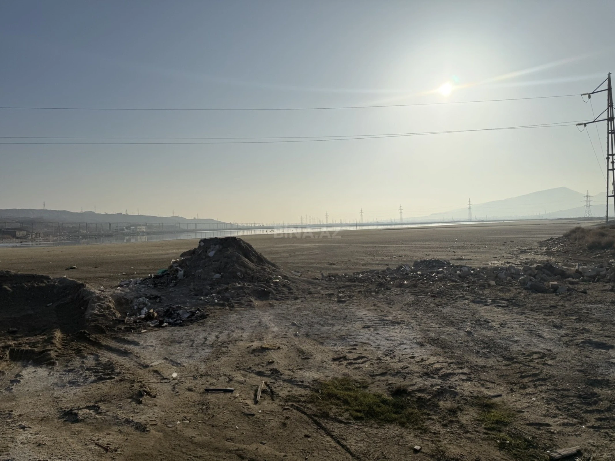 Satılır torpaq sahəsi 2400 m²