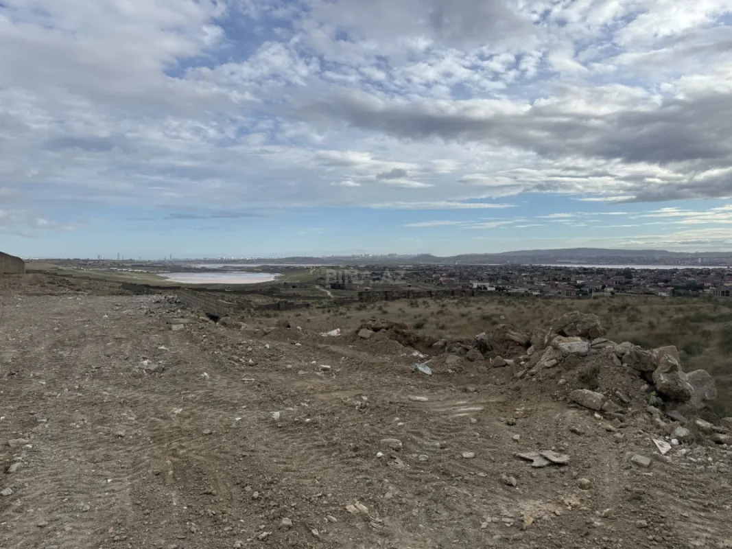 Satılır torpaq sahəsi 1400 m²