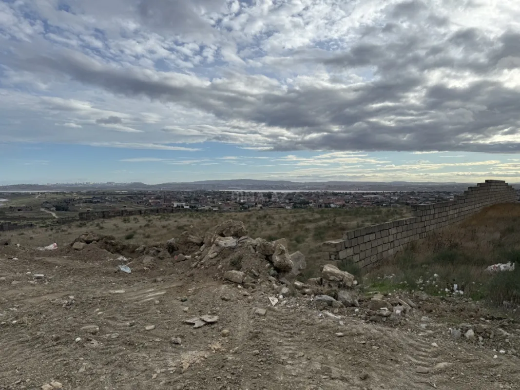 Satılır torpaq sahəsi 1400 m²