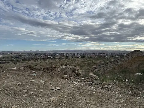 Satılır torpaq sahəsi 1400 m²