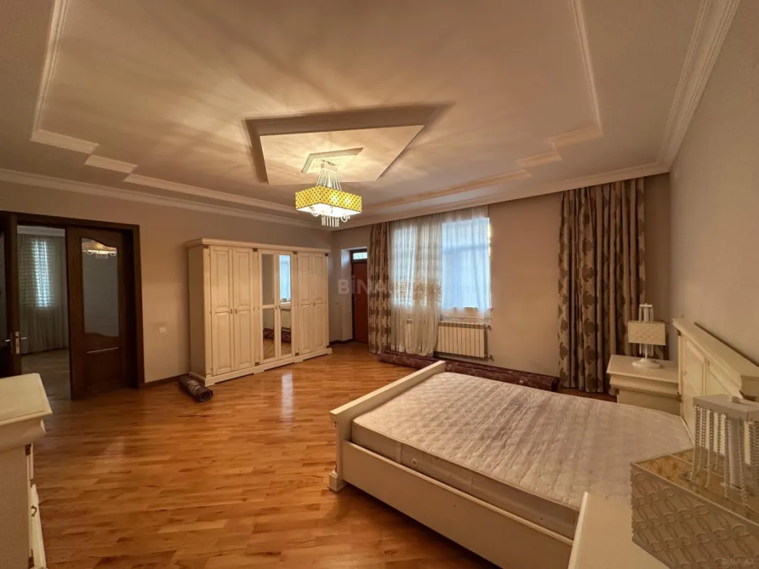 Kirayə verilir 6 otaqlı həyət evi 300 m²