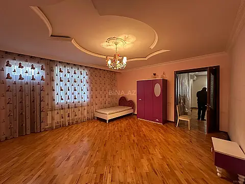 Kirayə verilir 6 otaqlı həyət evi 300 m²