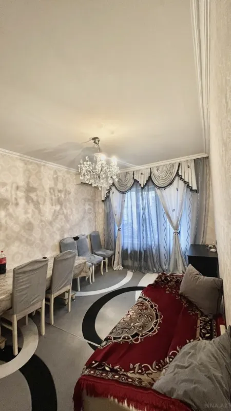 Satılır 2 otaqlı mənzil 60 m²