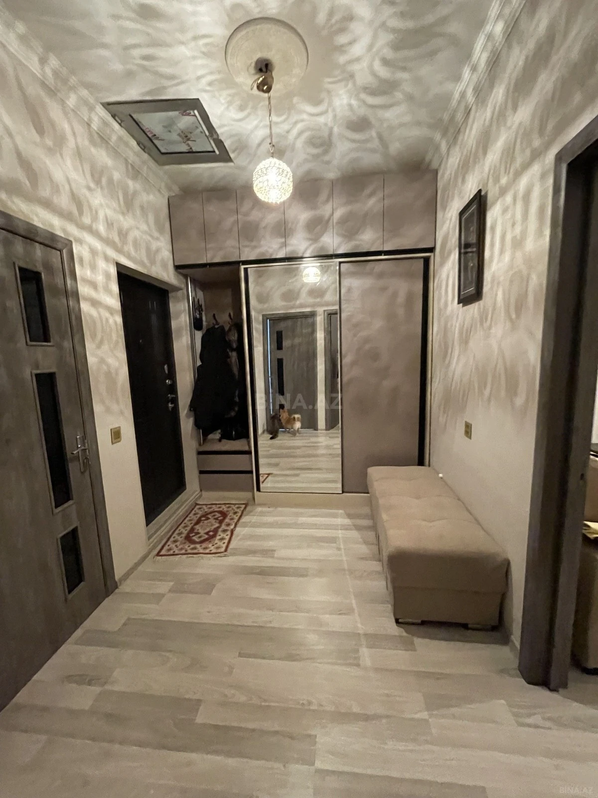 Satılır 2 otaqlı mənzil 56 m²