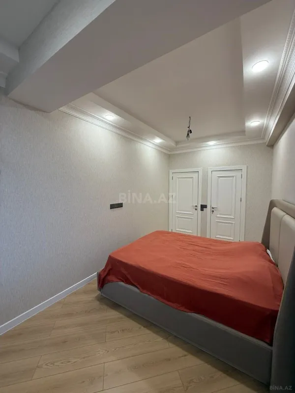 Satılır 2 otaqlı mənzil 98 m²