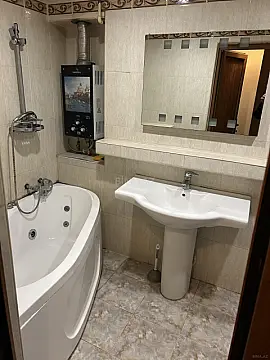 Kirayə verilir 1 otaqlı mənzil 38 m²