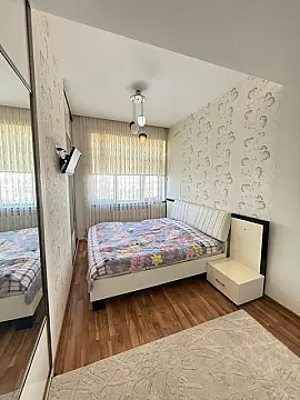 Satılır 3 otaqlı mənzil 100 m²