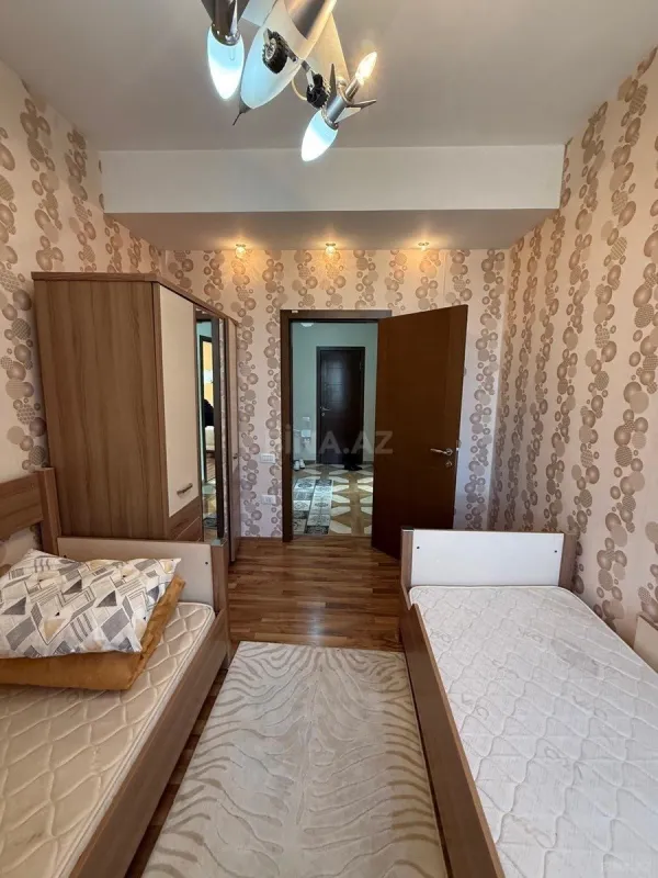 Satılır 3 otaqlı mənzil 100 m²