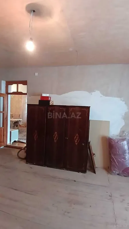 Satılır 4 otaqlı həyət evi 120 m²