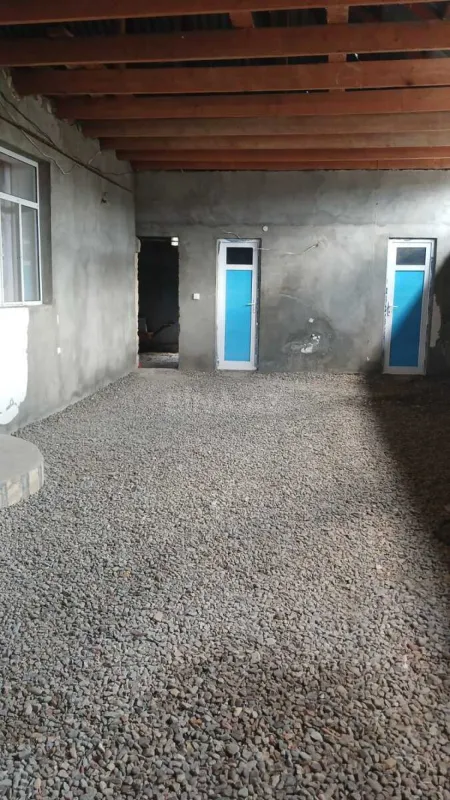 Satılır 4 otaqlı həyət evi 120 m²